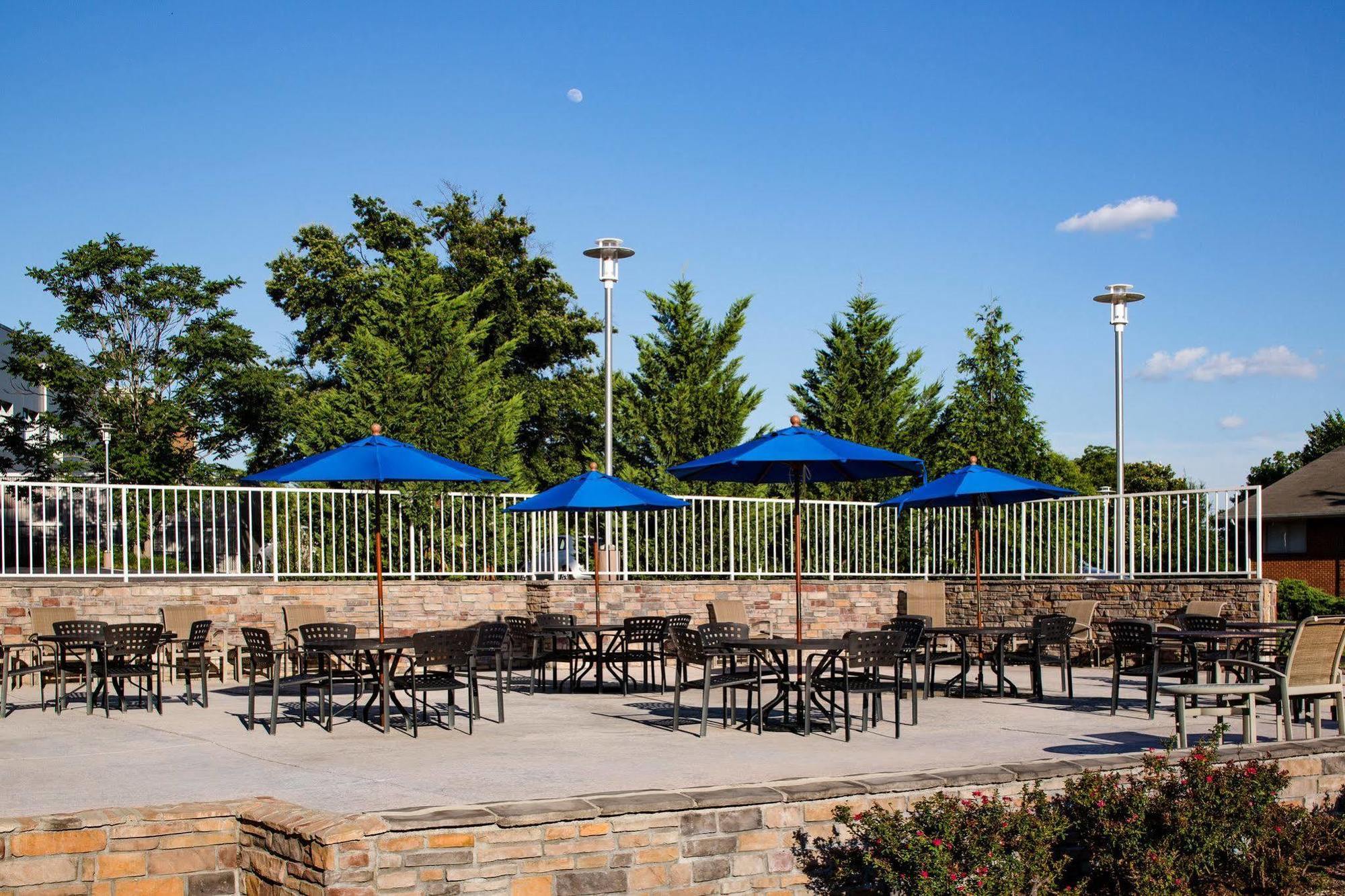 Hampton Inn & Suites Holly Springs Exterior foto